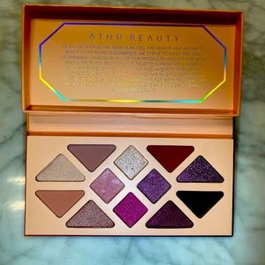NEW ATHR Beauty Manifest Crystal Palette